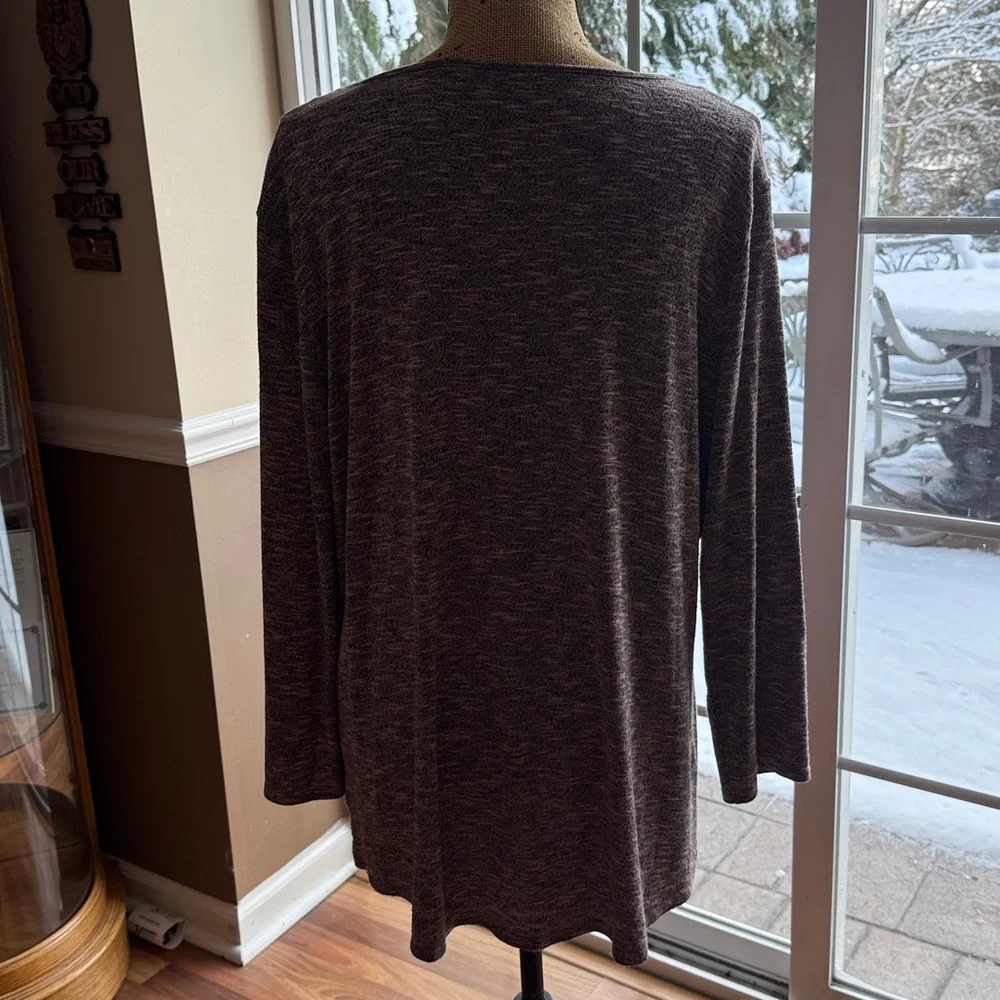 Juicy Couture size XXL long sleeve strappy neck gray & pink w/silver studs - Picture 5 of 6